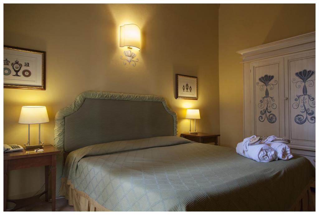 Palazzo Guiderocchi Hotel Ascoli Piceno Buitenkant foto