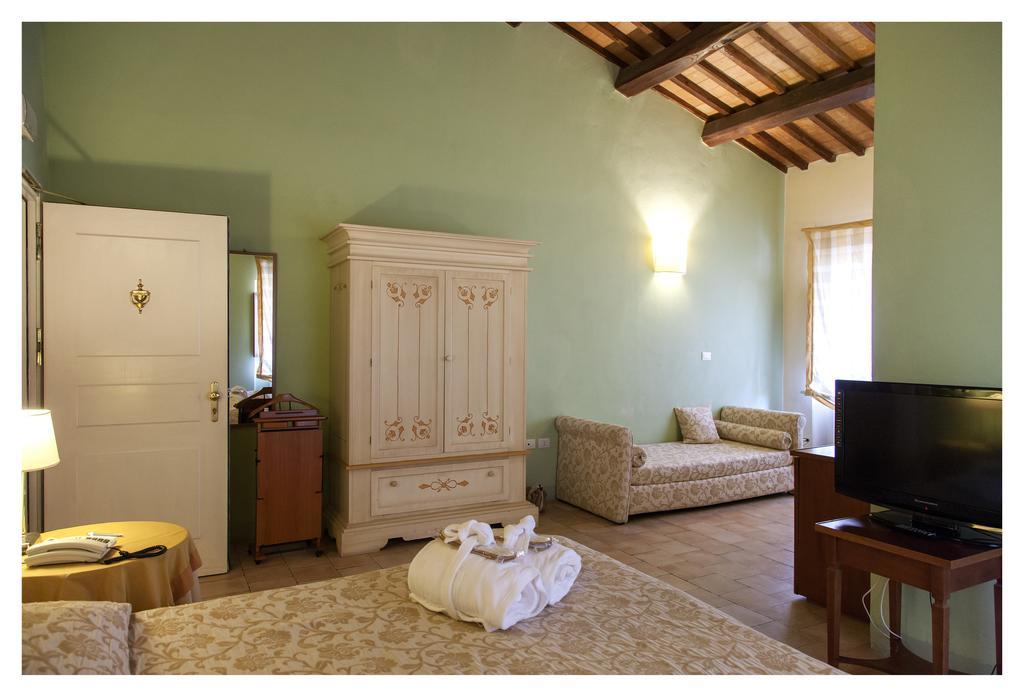 Palazzo Guiderocchi Hotel Ascoli Piceno Buitenkant foto