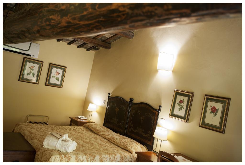 Palazzo Guiderocchi Hotel Ascoli Piceno Buitenkant foto